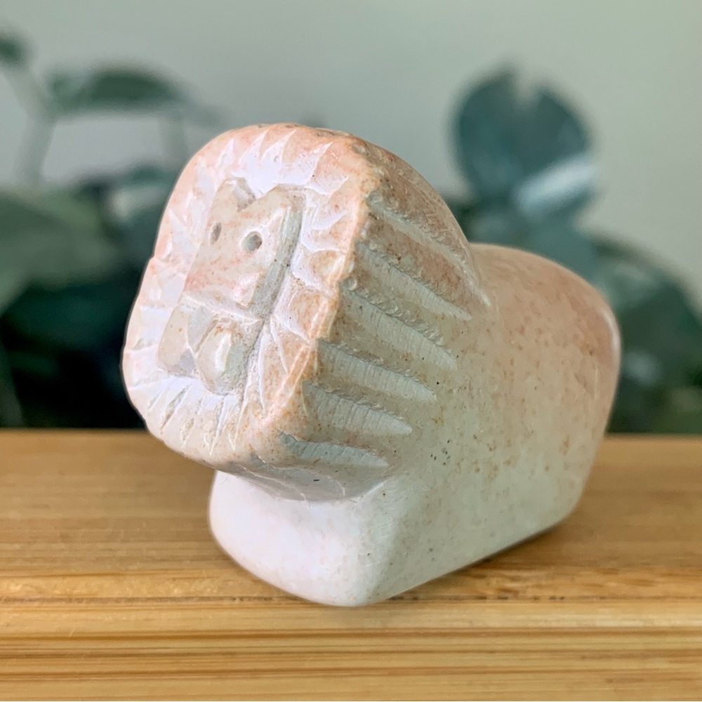 Soapstone Carved Male Lion Figurine Stone Cat Carving Animal Figure Statue 1.75"